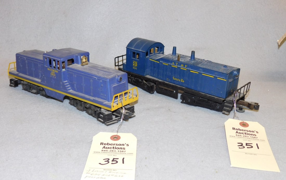 2 Lionel Engines #634 & #626 Post War: 2 Lionel Engines #634 & #626 Post War - Baltimore & Ohio & Santa Fe in Gd. Cond.