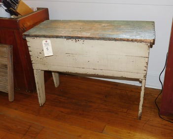 Early Pine Standing Dough Box