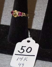 14yg Lady's Ring w/Stones