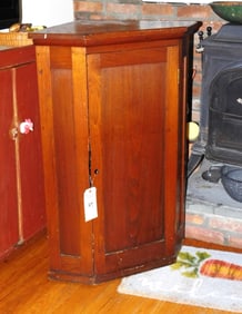 Pine Corner Hanging Cupboard