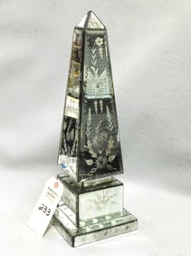 Etched Mirrored Oblesk