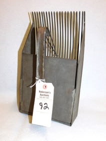 Metal Huckleberry Picker