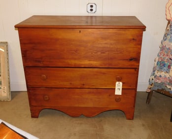 Early Pine Blanket Chest