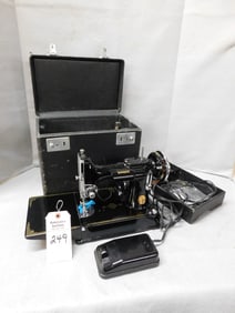 Singer Featherweight Sewing Machine