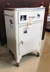 Metal Roll Around Cabinet