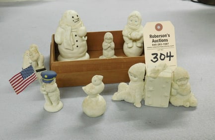 7 Collectible Snowbabies