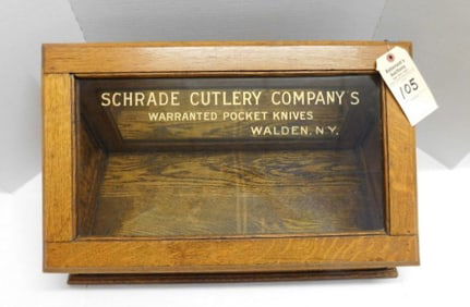 Schrade Walden Oak Display Case