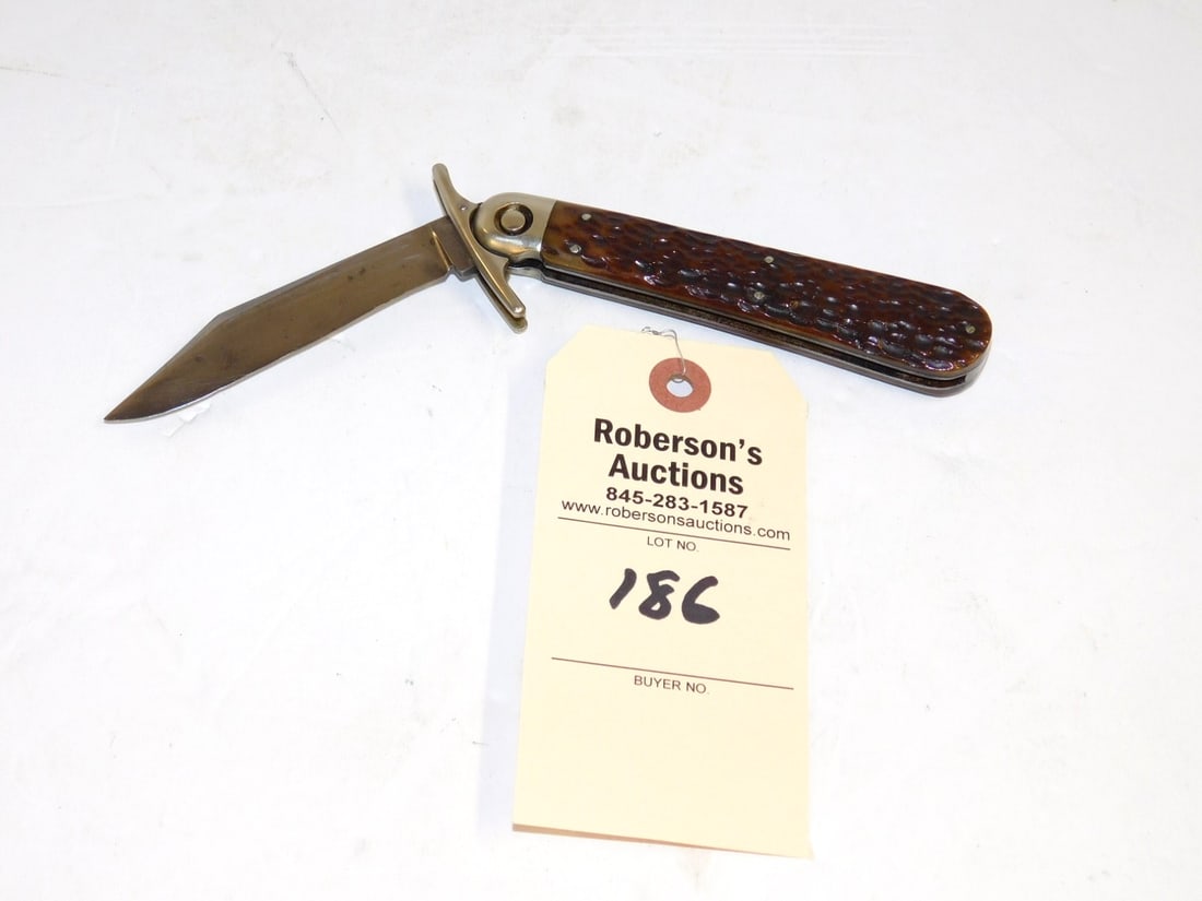 Press Button Co.Swing Guard Knife (1 of 2)