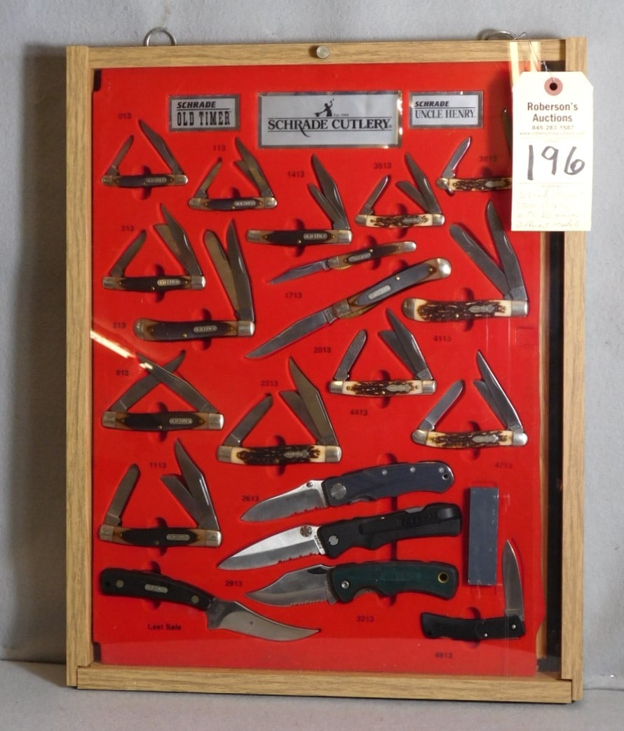 20 Knife Schrade Original Store Display (1 of 3)