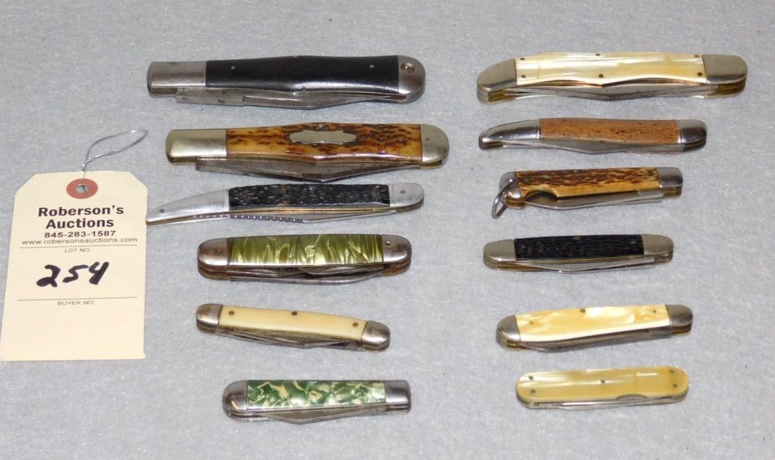 12 Folding Pocketknives (1 of 2)