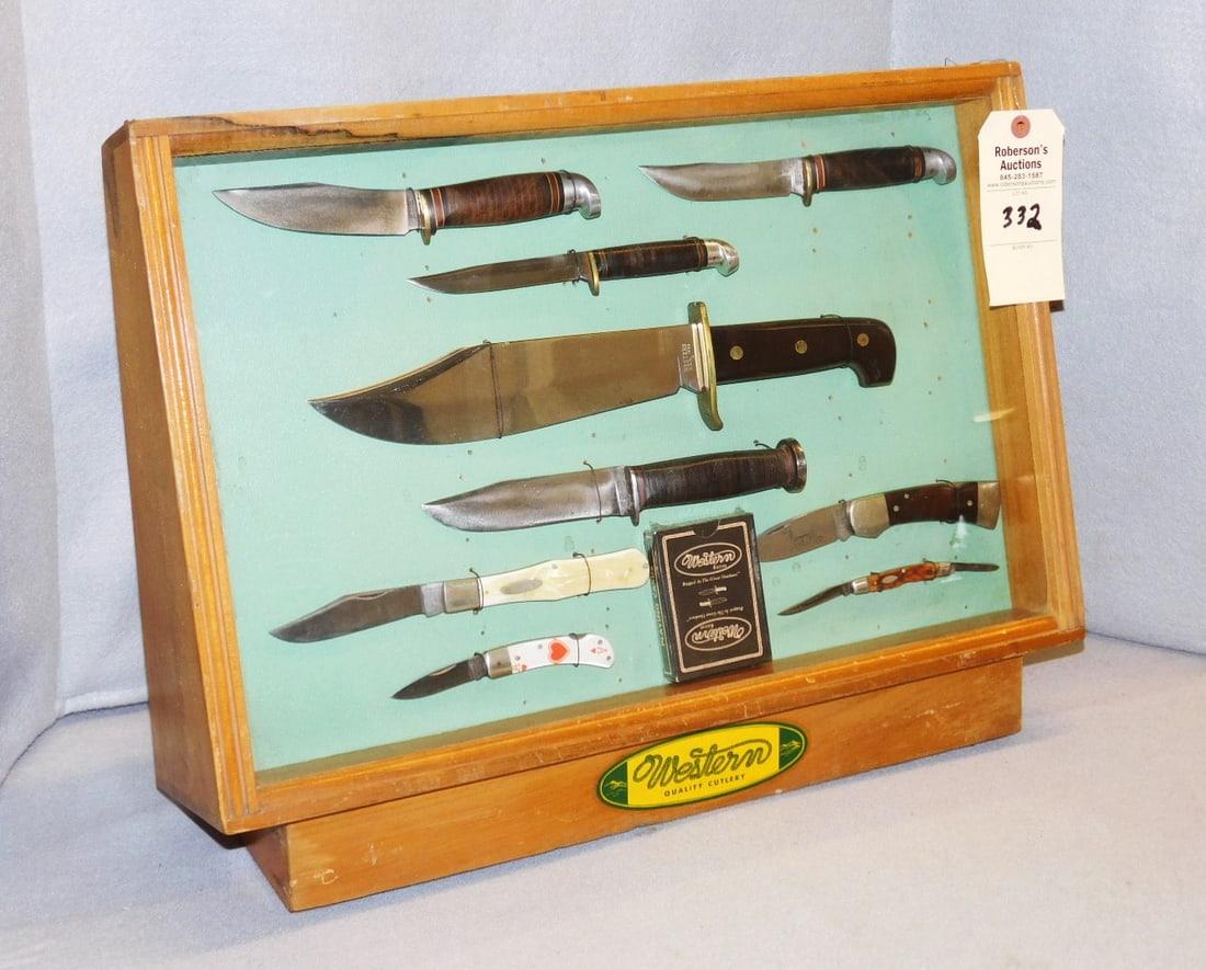 Western Factory 9 Knife Display Case (1 of 4)