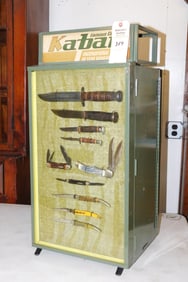 Metal Kabar Cutlery 10 Knife Display