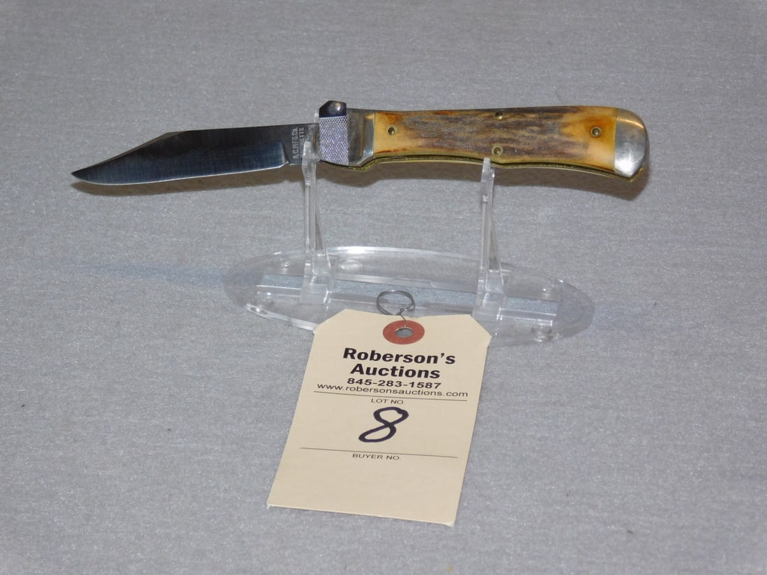 Aerial A.C. Mfg..Co. Automatic Knife: Aerial A.C. Mfg..Co. Automatic Knife w/ Stag Handles in VG Cond. - 4 5/8in.