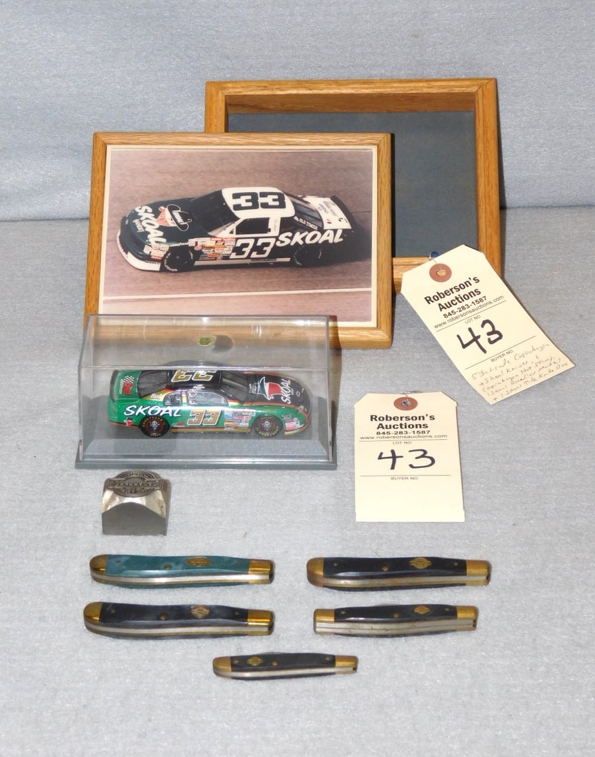 8 Pcs.-Schrade Copenhagen & Skoal Pcs.: 8 Pcs.- 5 Schrade Copenhagen & Skoal Knives plus 1 Copenhagen Hot Stamp, 1 Skoal Race Car Model & a Skoal Knife Box; 1 - 8x6x2"; 1 - 6x3x2" in VG Cond.
