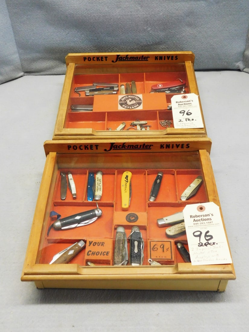 2 - Jackmaster Pocket Knife Counter Cases (1 of 3)