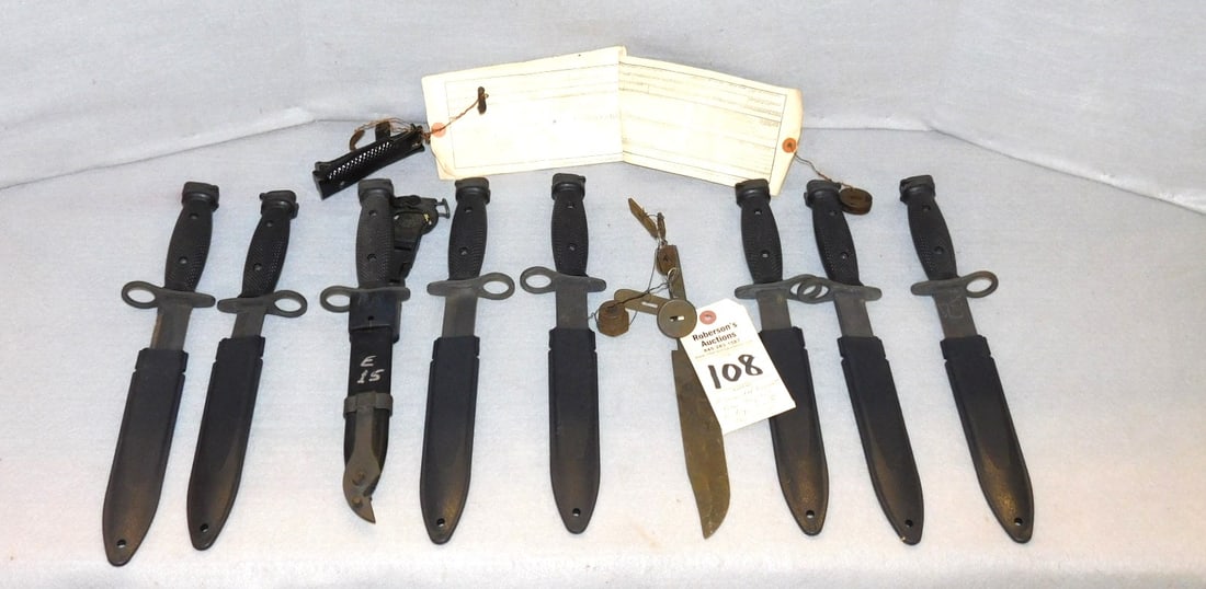 8 - Bayonets From Imperial Factory: 8 - Bayonets - Unmarked From the Imperial Factory, 1 w/M10 Sheath in VG Cond. - Knives Range in Sz. from 13-15"