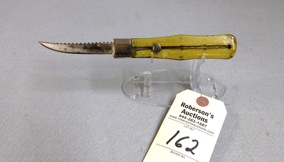 Case Adjustable Sliding Fish Knife (1 of 2)