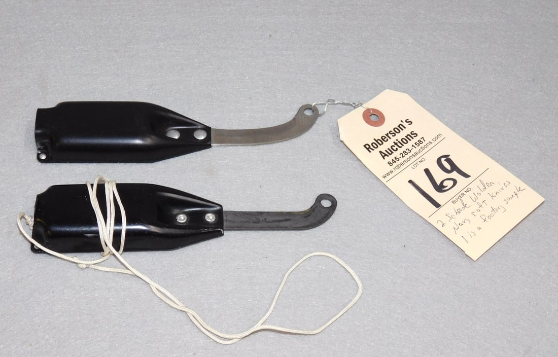 2 - Schrade Walden Navy Raft Knives: 2 Schrade Walden Navy Raft Knives, (1 Factory Sample, Both 7", Very good condition