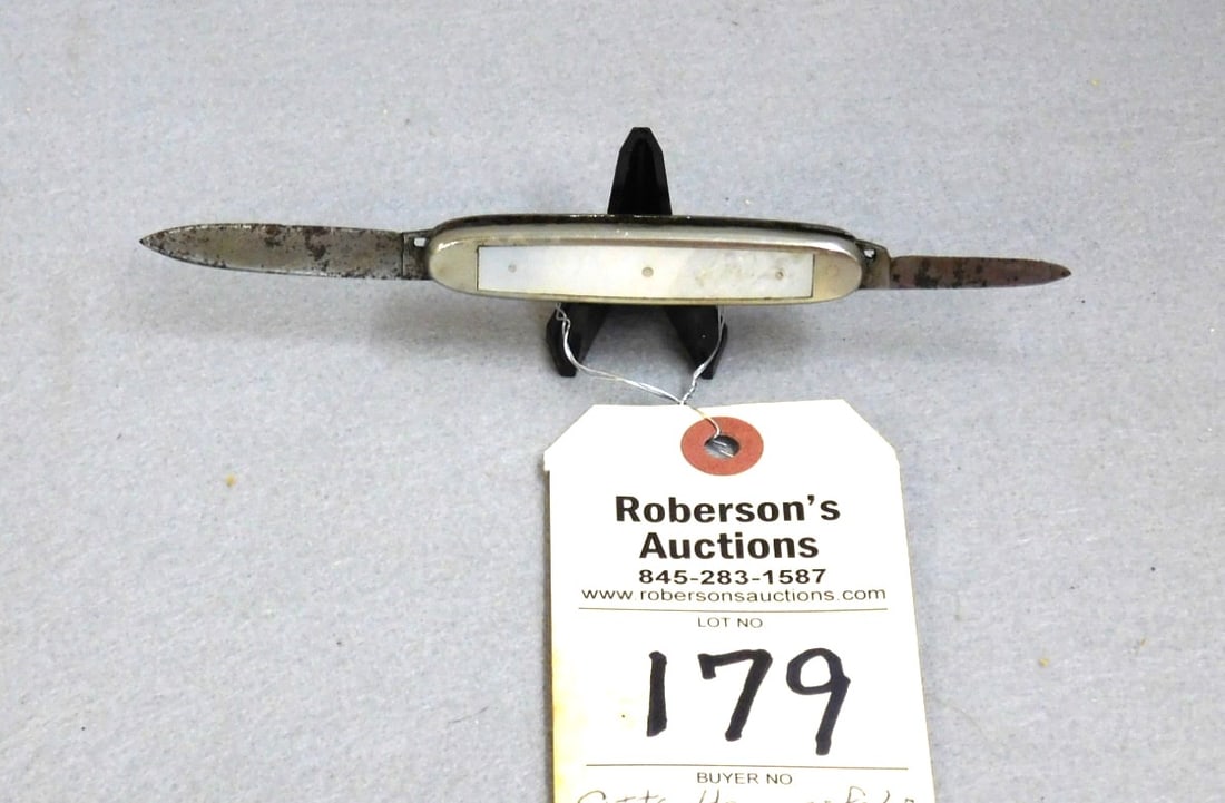 Otto Hammesfahr Oligs Knife: Otto Hammesfahr Oligs Knife, 3", Cover Scale Release Auto Automatic Knife, Blade Releases by Pressing Pearl Scale, Pearl Has No Cracks, Main Blade Peeks, Some Spotting on Blades, Gd. Cond.