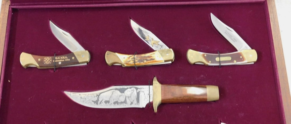 Schrade Display Case w/7 Knives - 3