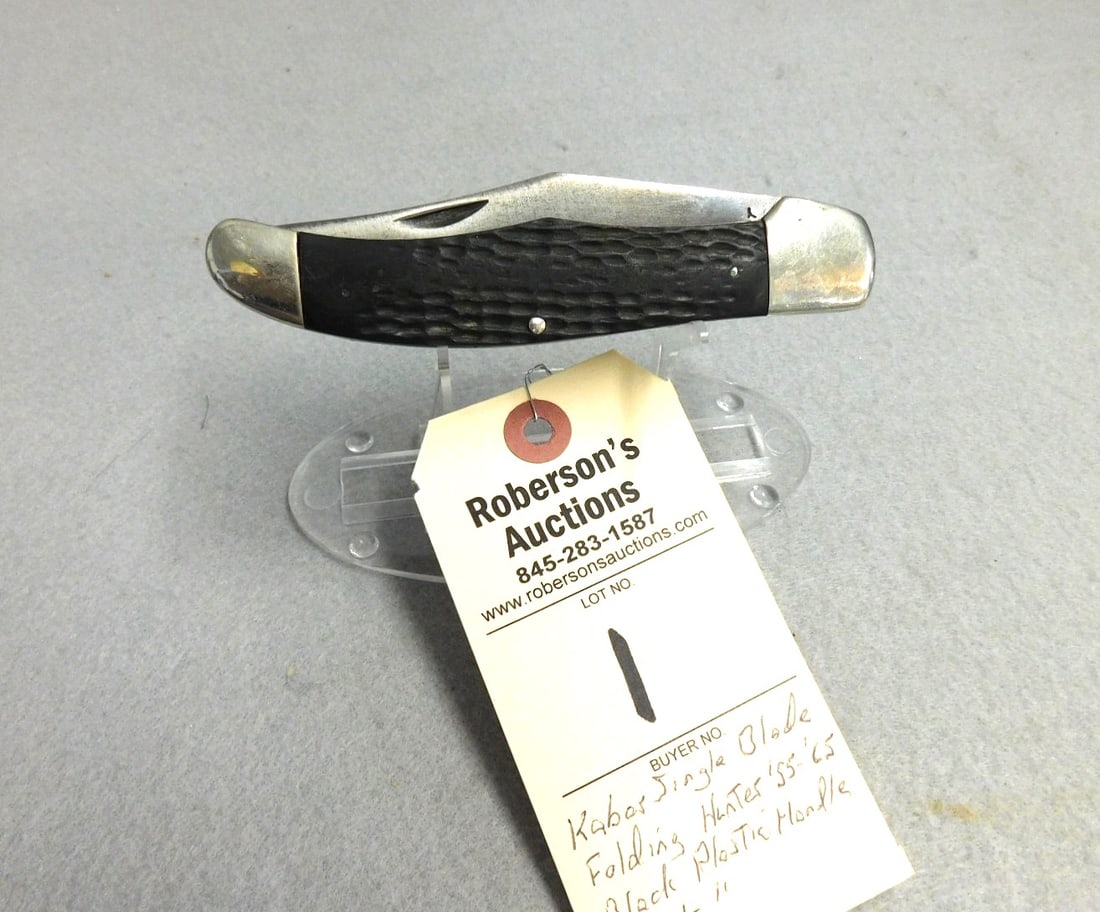 Knives 1-75B ** Antiques & Collectibles from 76 - On ** Kabar Hunter's Knife: Kabar Single Blade Folding Hunter's Knife w/Black Plastic Handles - 5/4" In GD Cond. ** Measurement of All Knives is in Closed Position