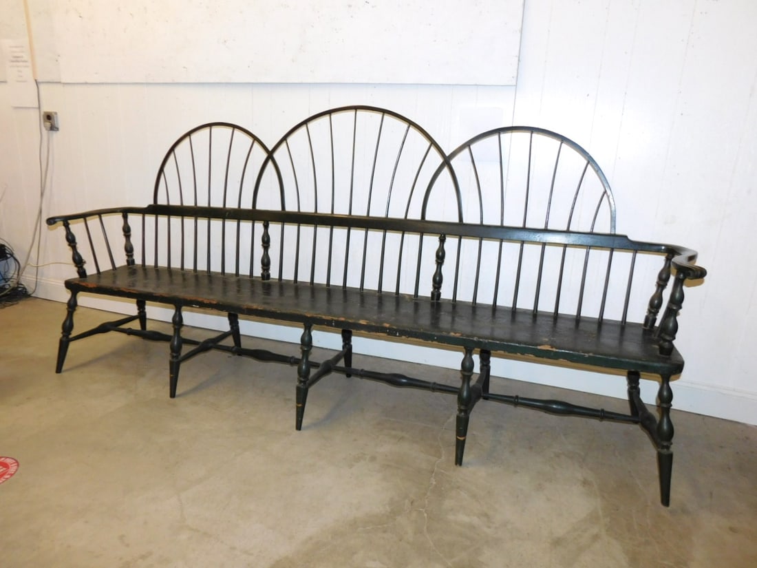 Triple Back Windsor Settee - 2
