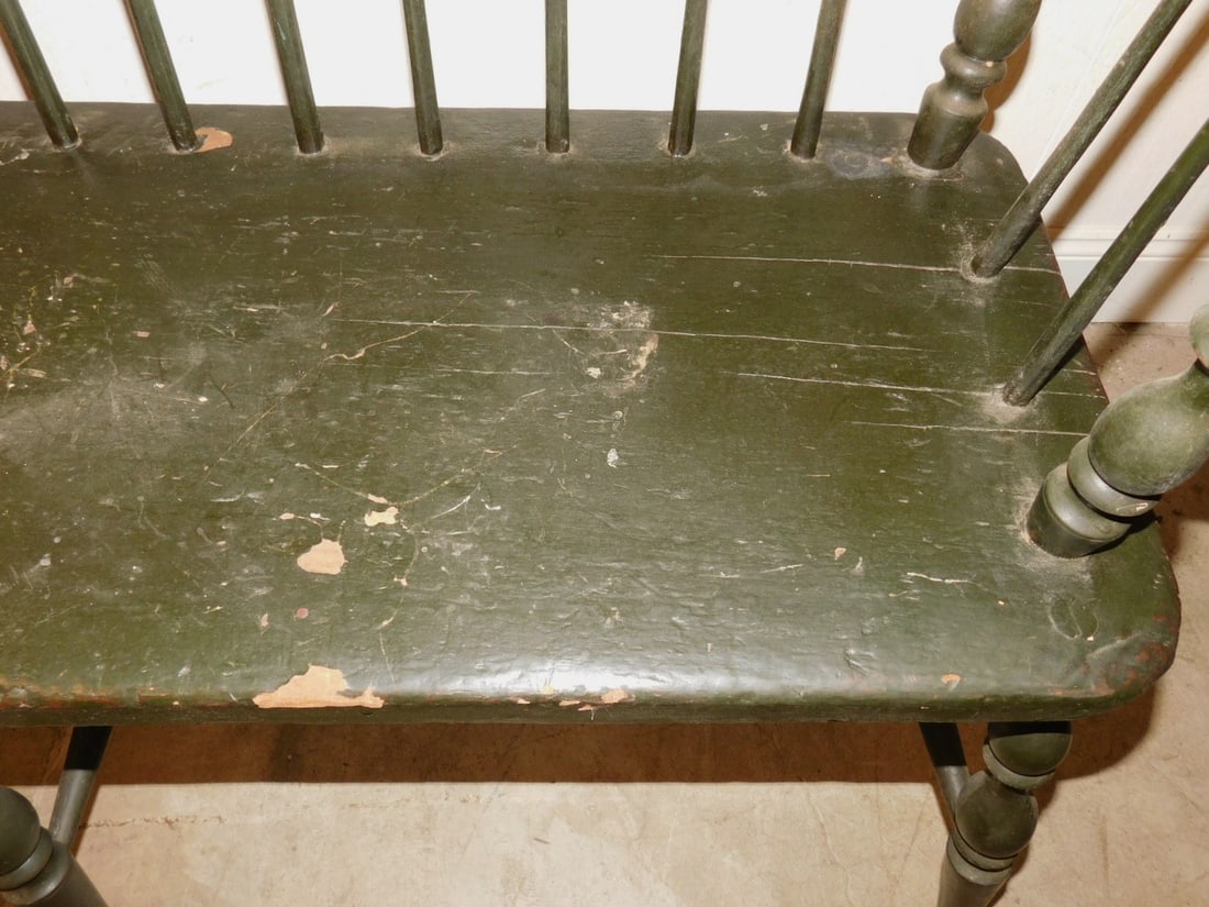 Triple Back Windsor Settee - 4
