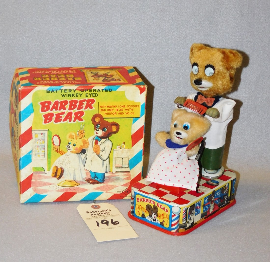 Barber Bear Winky Eye Tin Toy (1 of 3)
