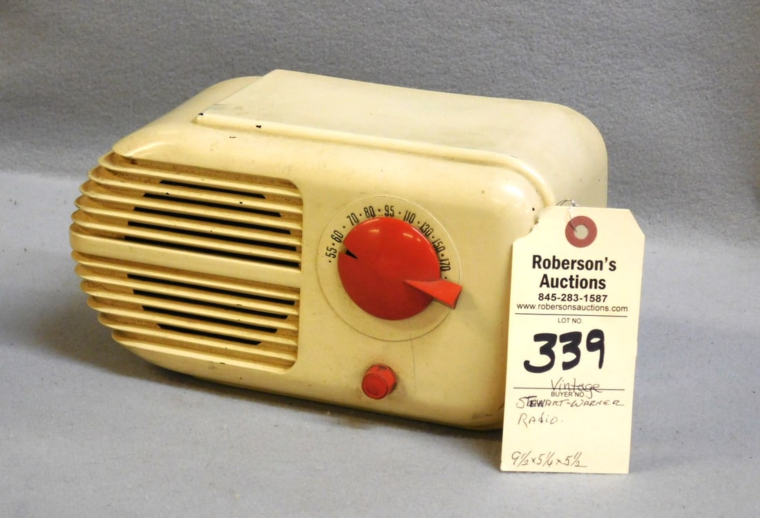 Vintage Stewart Warner Campus Radio: Vintage Stewart Warner Campus Radio in Streamlined Bullet Shape w/ Lg. Red/Orange Dial (Needs New Cord) 10"L .x 5 1/4"D x 5"H
