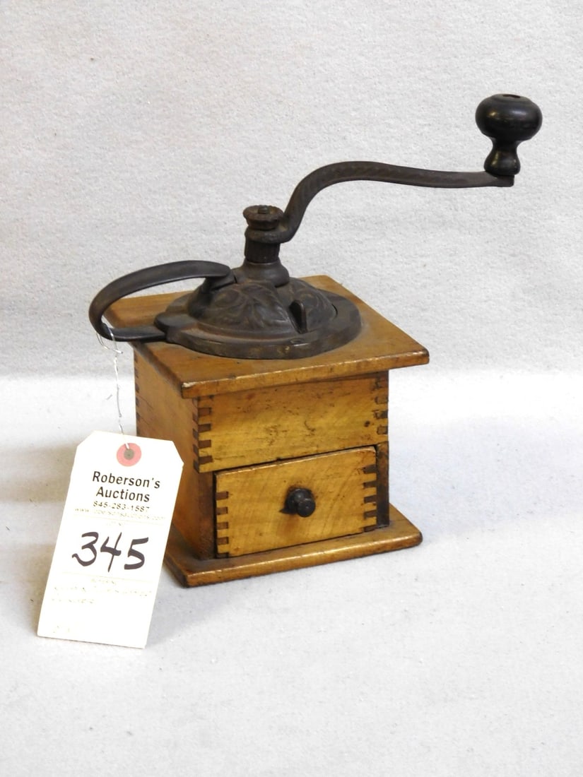 Vintage Coffee Grinder (1 of 2)