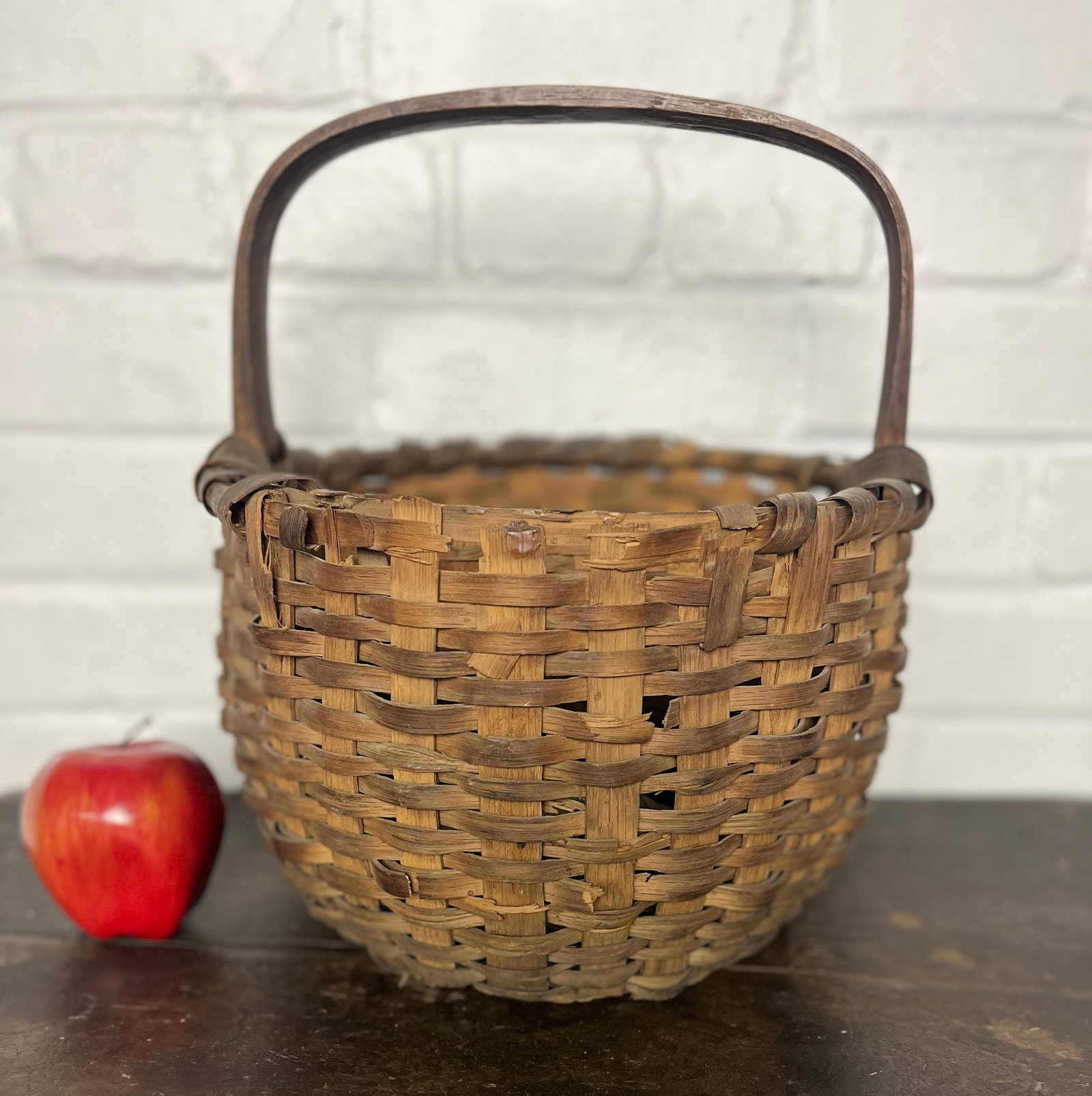 Round Basket: 13" x 9.5" Primitive basket...see pictures for condition.