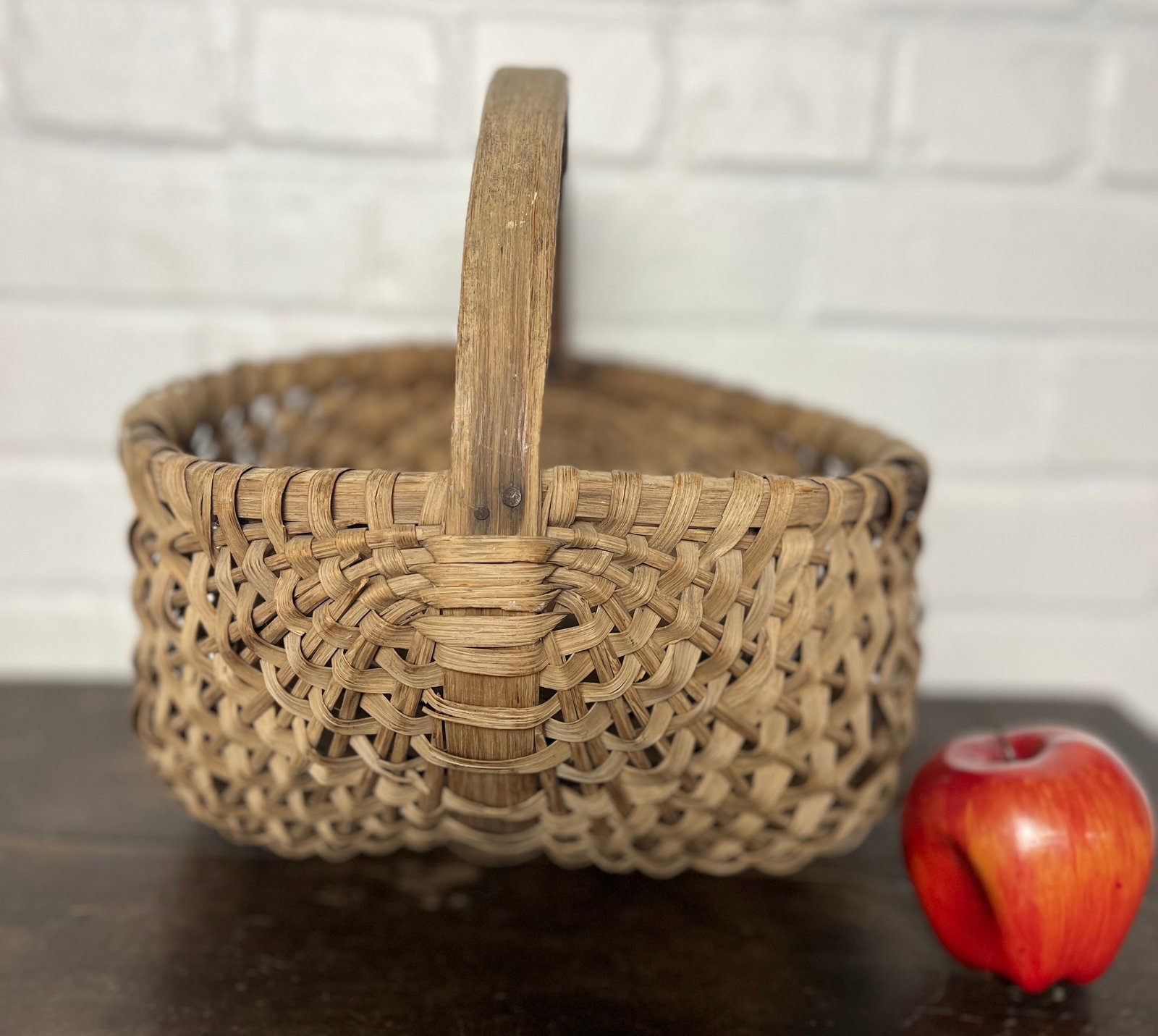 Basket: Primitive basket...see pictures for condition.