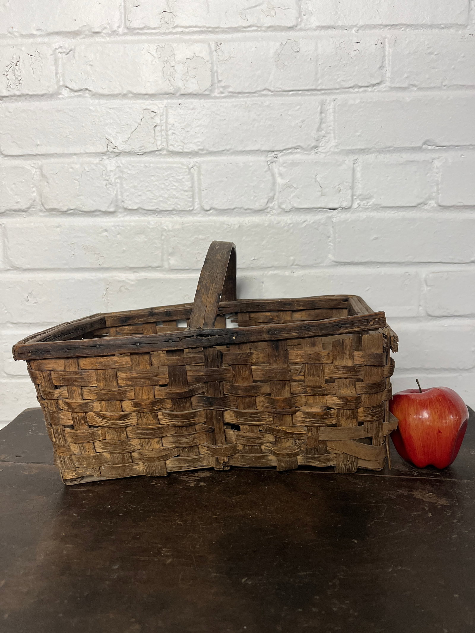 Square Basket: Primitive basket...see pictures for condition.13" x 7"