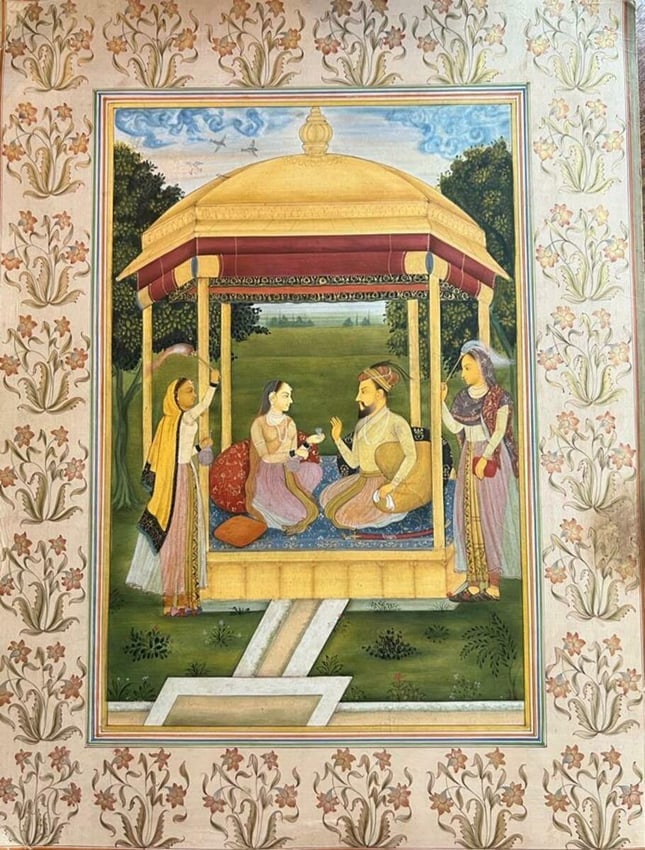 AN EXQUISITE INDIAN MUGHAL-STYLE GOUACHE PAINTING ON PAPER, DATING TO THE 19TH CENTURY (1 of 1)