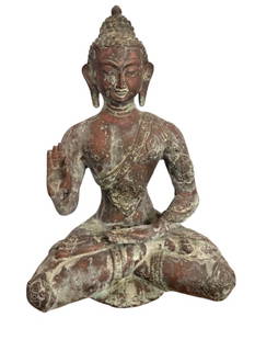 LARGE NEPALESE BUDDHA BRONZE: LARGE NEPALESE BUDDHA BRONZEA LARGE NEPALESE BUDDHA BRONZE SCULPTURE, 20TH CENTURY, WITH A BEAUTIFUL PATINA. THE SERENE FIGURE REFLECTS THE MASTERY OF NEPALESE BRONZE ARTISTRY, HIGHLIGHTING THE RICH S