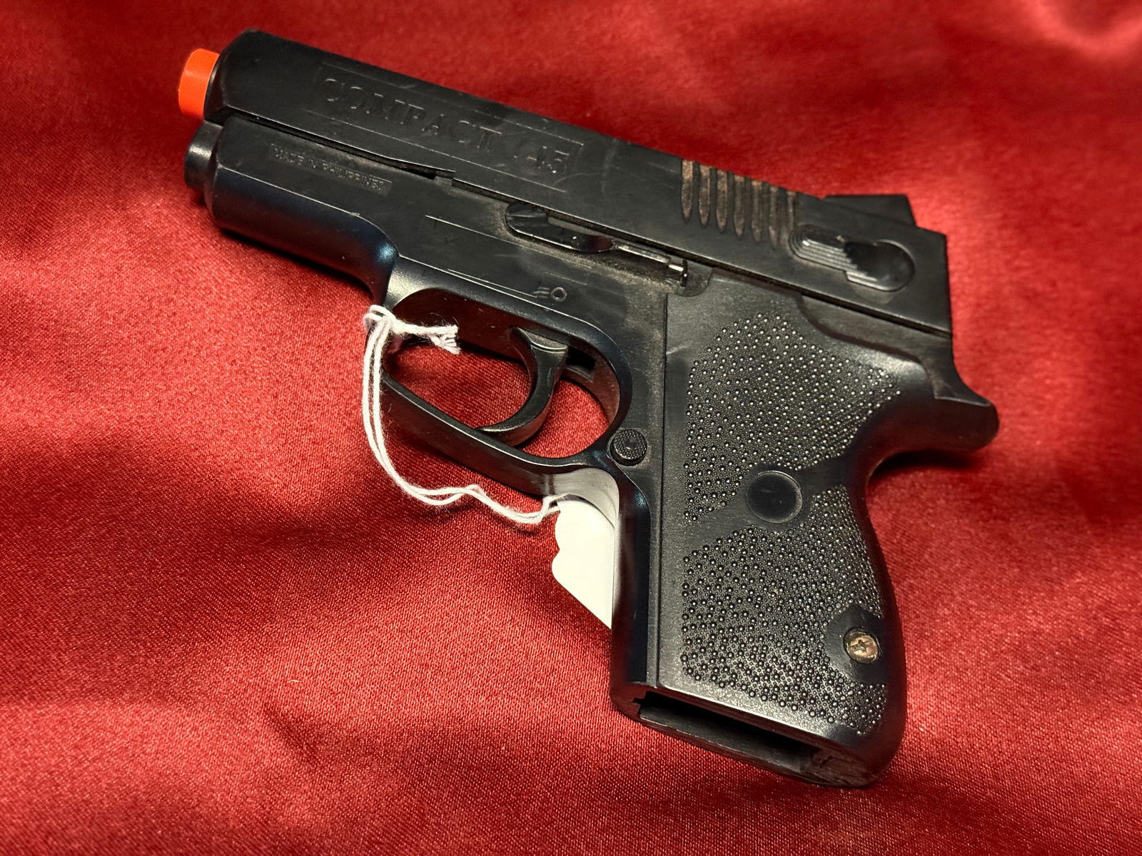 Plastic fake prop gun: Plastic fake prop gun We encourage you to place your bids now as you never know what may come up to prevent bidding live.