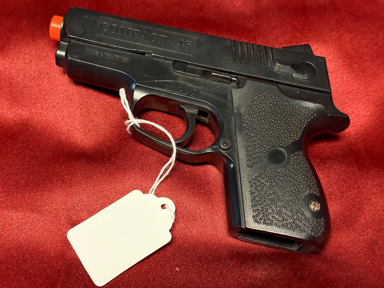 Plastic fake prop gun: Plastic fake prop gun We encourage you to place your bids now as you never know what may come up to prevent bidding live.