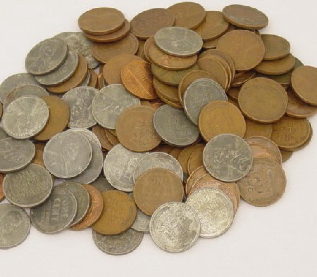 Lot of 100 Various Date Wheat Pennies (1 of 1)