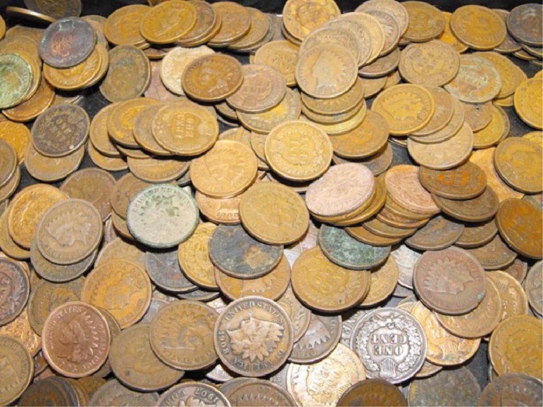 Lot of 200 Indian Head Cents - Circulated (1 of 1)