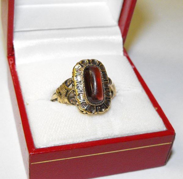 Edwardian Era Estate Ring: Tested 10k yg. Carnelian stone?