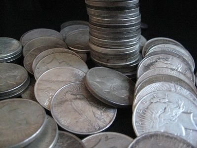 LOT OF 100 Peace Silver Dollars: All of our lots are US Asset Forfeiture & Seizures Acquisitions. Fresh to the market items, non auction circuit merchandise. Investment opportunity- Please view our website for future sales, buy it no