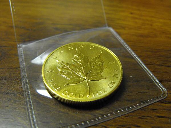 1 oz. .9999 Pure Gold Maple Leaf Gold: Varied Year- UNC- Please review the bidding and payment procedure. Your bid is a contract and promise to pay within our parameters. We offer easy payment options, with a self click payment applet. We