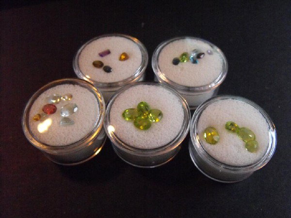 Apprx. 60 cts. Peridot/ Citrine/ Amethyst/ Sapp.: Garnet/ Morganite/ Tourmaline Gemstones. Most of our items are Official US Asset Forfeiture & Seizures acquisitions. They are not privately held items. They may have belonged to bankrupt asset dealers