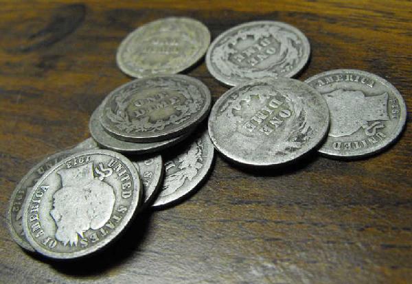 Lot of 10 Barber Dimes- 1892-1916 Date Range: A lot of 10 g-f grade Barber Dimes- 1892-1916 date range.All of our items are Official US Asset Forfeiture & Seizures acquisitions. They are not privately held items. They may have belonged to bankrup