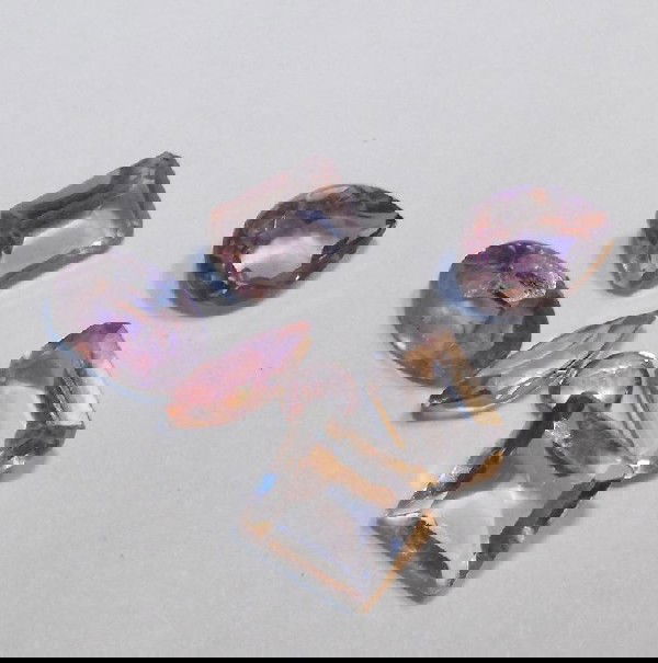 5.5 ct. Gemstone Parcel - Kunzite / Morganite: A lot of natural gemstones- 5.5 tcw. - Parcel has been evaluated by a Graduate Gemologist from GIA. appraisals use some or all of the following Gemological tools. : A fully corrected triplet loupe, bi