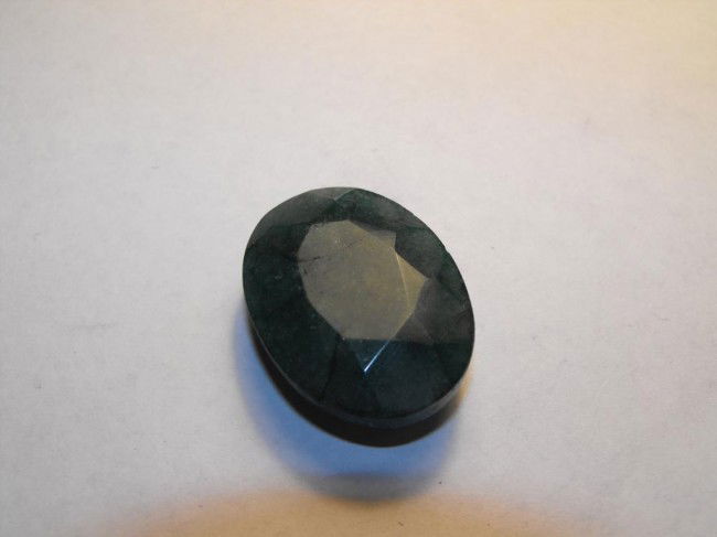 98.15 ct. Emerald Gemstone: This gem has been naturally mined from the earth. It is not a synthetic stone, it is areal mother nature made item. Any treatments are done so in accordance with the accepted practices within the indu