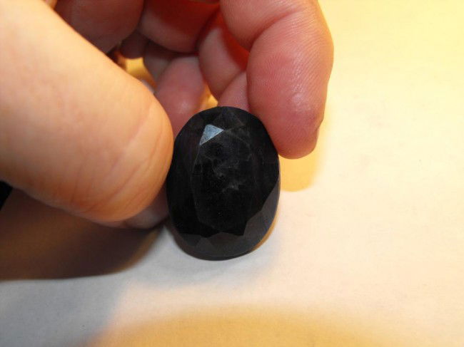 88.8 ct Sapphire Gemstone: This gem has been naturally mined from the earth. It is not a synthetic stone, it is areal mother nature made item. Any treatments are done so in accordance with the accepted practices within the indu