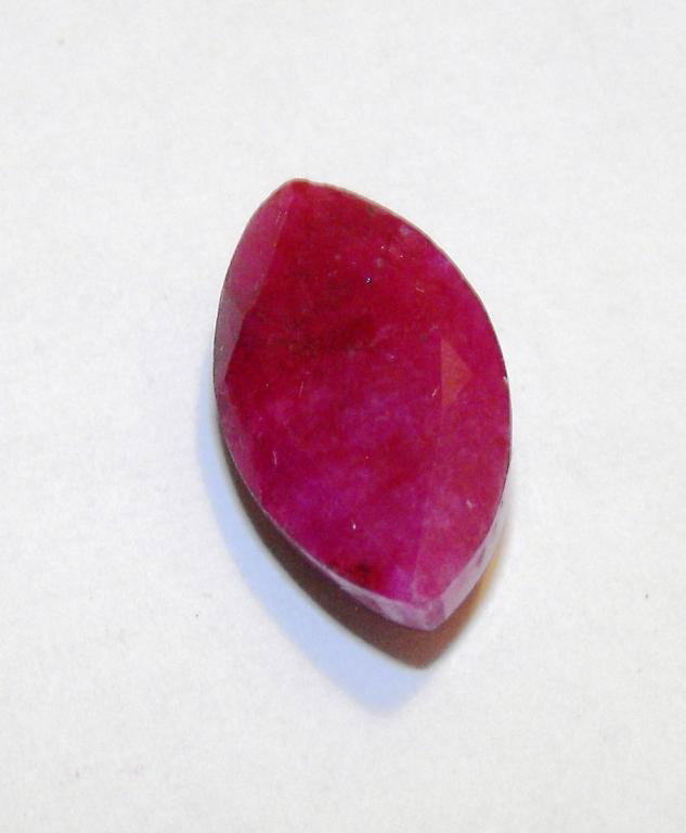 9.90 ct. Marquise Cut Ruby - $ 1.1K GG GIA: Evaluations and Appraisals use some or all of the following Gemological tools. : A fully corrected triplet loupe, binocular microscope, master color comparison diamond set, electronic carat balancing 