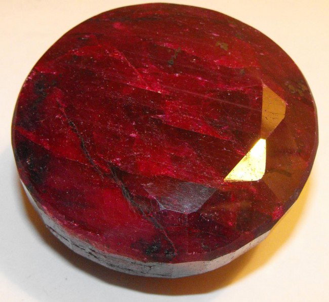 1191 ct. Museum Size Ruby Gem - $ 23K GG GIA: All of our evaluations use some or all of the following Gemological tools. : A fully corrected triplet loupe, binocular microscope, master color comparison diamond set, electronic carat balancing scal
