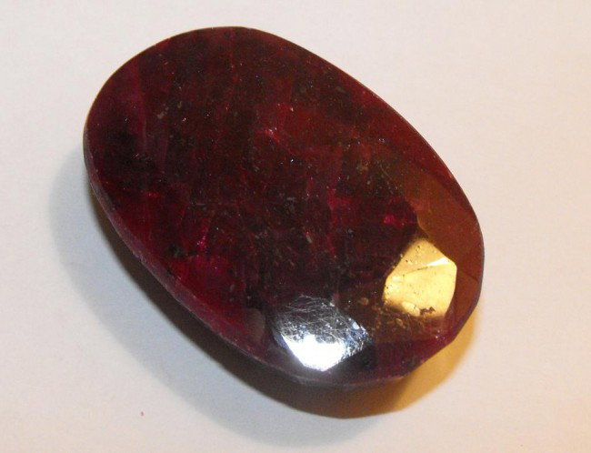382 ct. Ruby Gemstone - $7.5 K GG GIA: All of our evaluations use some or all of the following Gemological tools. : A fully corrected triplet loupe, binocular microscope, master color comparison diamond set, electronic carat balancing scal